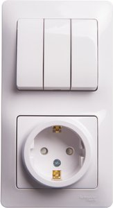 Фото Schneider Electric Glossa GSL000178 Блок комбинированный вертикальный (3 кл.+1 роз., 6+16 А, в сборе, с/у, з/к, шторки, белый)