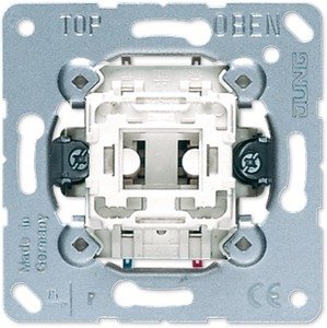 Фото Jung 533U Выключатель однокнопочный без фиксации (10 А, с возм. подсветки, переключ. контакт, механизм, с/у)