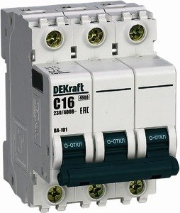 Фото DEKraft ВА-101 11220DEK Автоматический выключатель трехполюсный 13А (4.5 кА, B)
