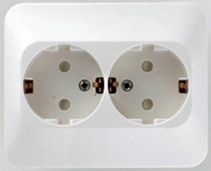 Фото Schneider Electric Merten M-Trend MTN2320-1219 Розетка двойная с заземляющим контактом (16 А, в сборе, шторки, скрытая установка, белая)