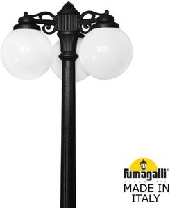 Фото Fumagalli Gigi Bisso/G250 3L Dn G25.156.S30.AYE27DN Светильник садовый с 3 фонарями 1850 мм (корпус черный, плафон матовый)