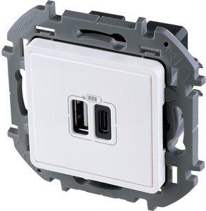 Фото Legrand Inspiria 673760 зарядное устройство для скрытого монтажа , тип А-тип С, цвет "Белый". Напряжение ~240В/=5В, максимальный зарядный ток 3000 мА